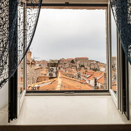 Plaza * דוברובניק